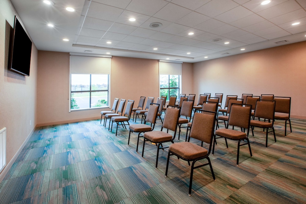 Home2 Suites by Hilton Lewisburg - photo 40