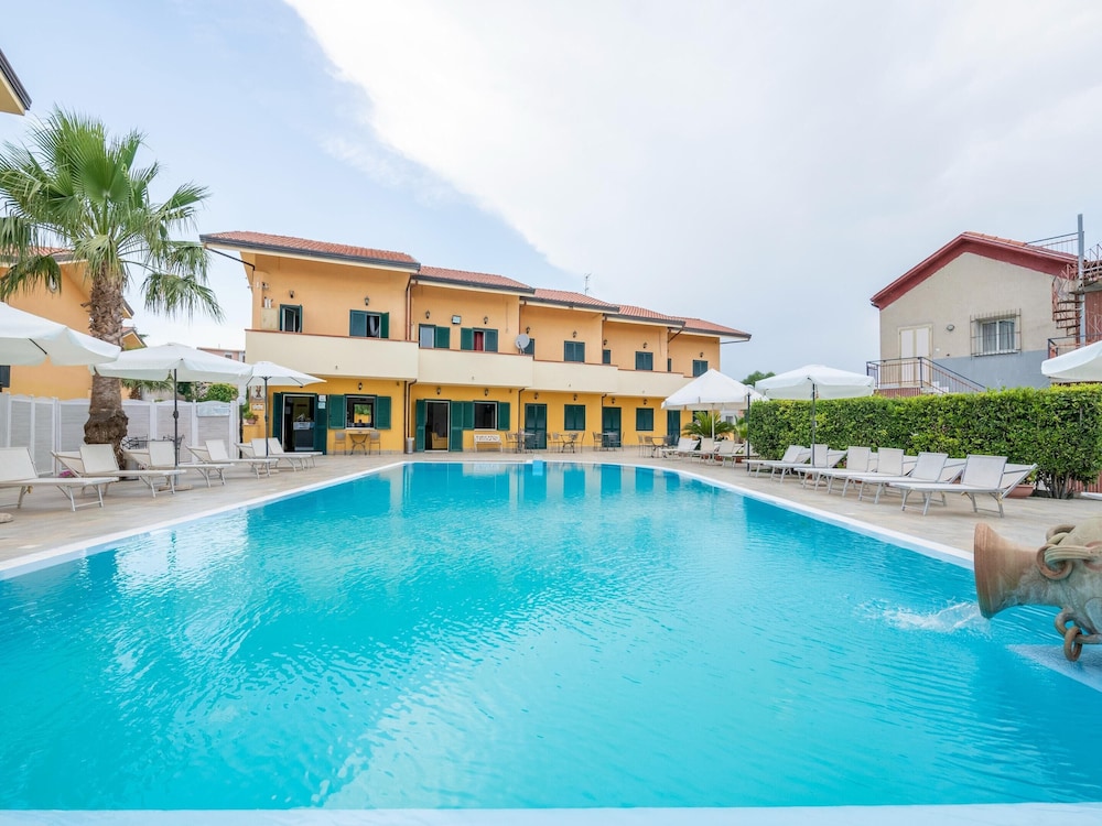 Villa With Pool in Paestum — 4-Star Luxury Hotel in Capaccio, Italy
