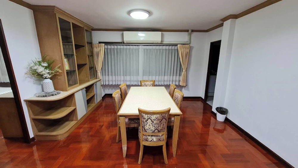 Baan Arthit — Bangkok — photo 2