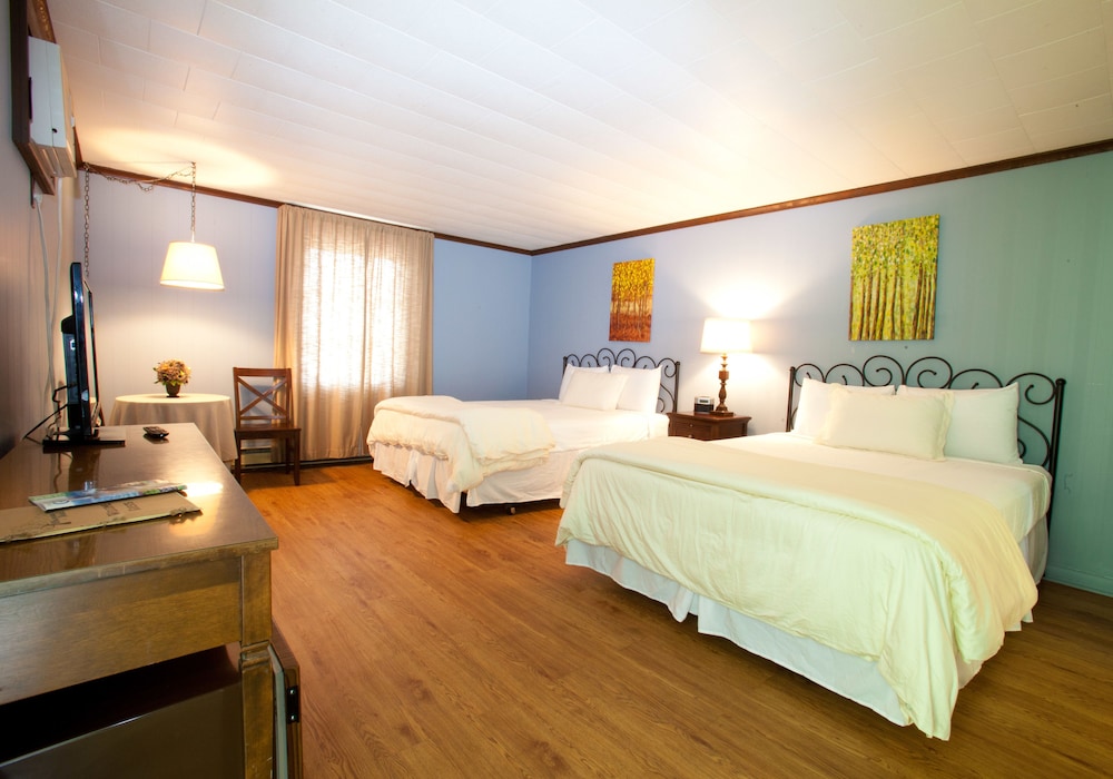 Whispering Winds Motel - photo 7