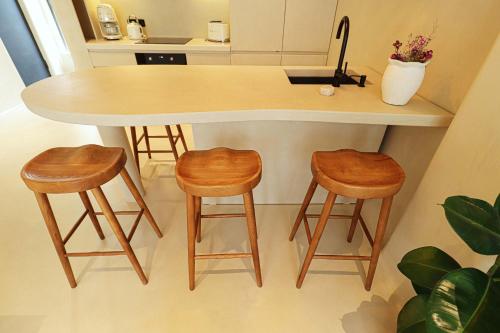 Vake Oasis Modern and Comfortable Apt by Wehost