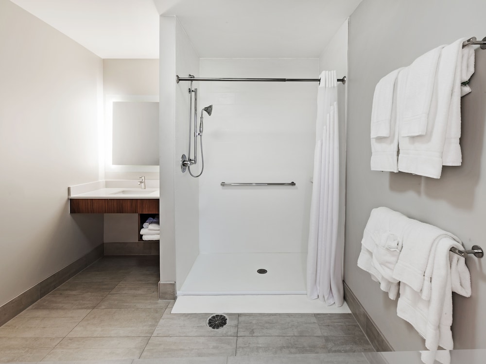 Holiday Inn Express & Suites Tulsa West Sand Springs by IHG - photo 15