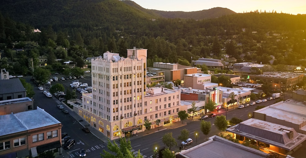Ashland Springs Hotel - photo 71
