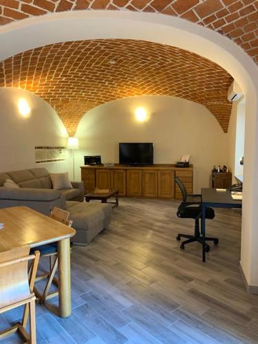 Al Canun di Casale Monferrato — 4-Star Luxury Hotel in Casale Monferrato, Italy