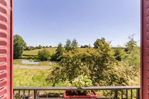 Les Barboulottes — hotel in Chatillon-En-Bazois