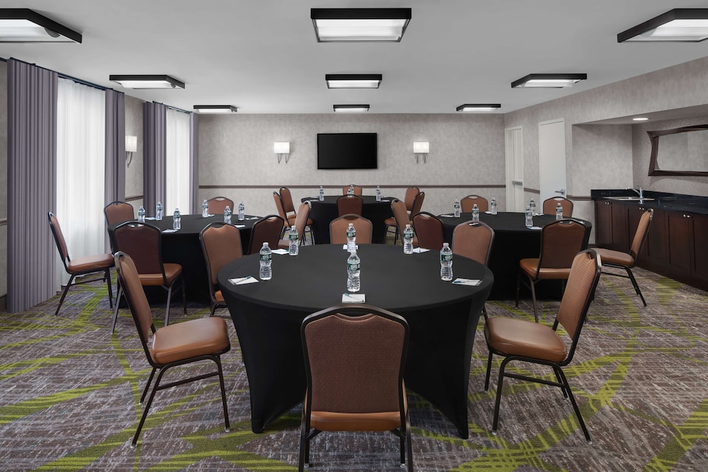 Homewood Suites by Hilton Carle Place Garden City NY - photo 34