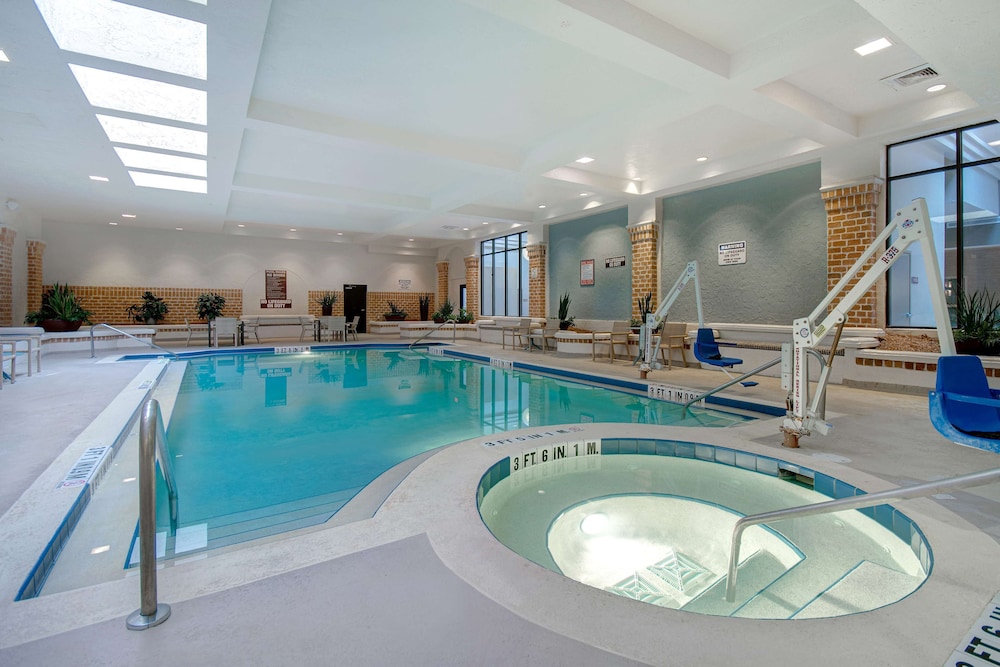 Embassy Suites by Hilton Jacksonville Baymeadows - photo 56