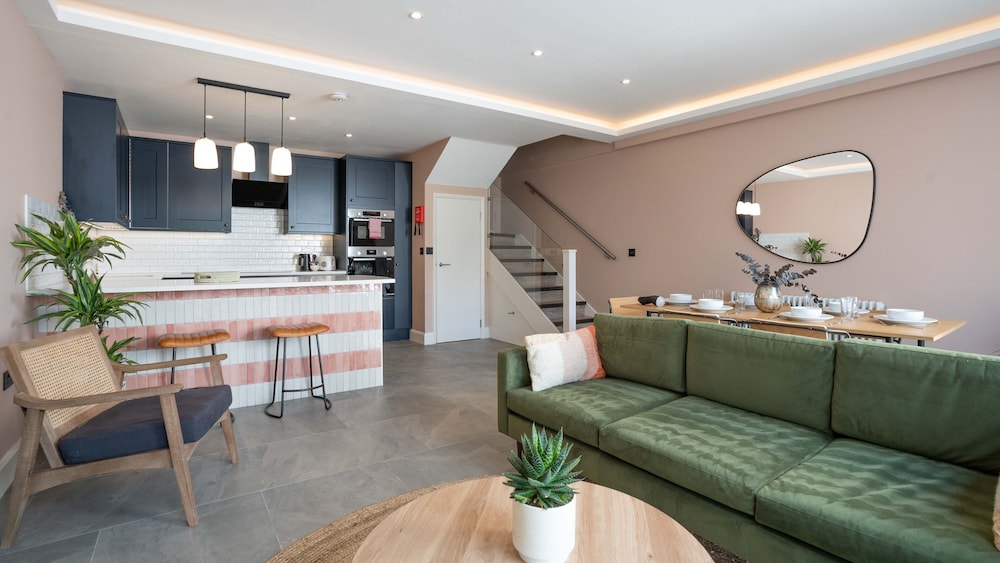 Lamington Apartments London Hammersmith — 4-Star Luxury Hotel in London, United Kingdom