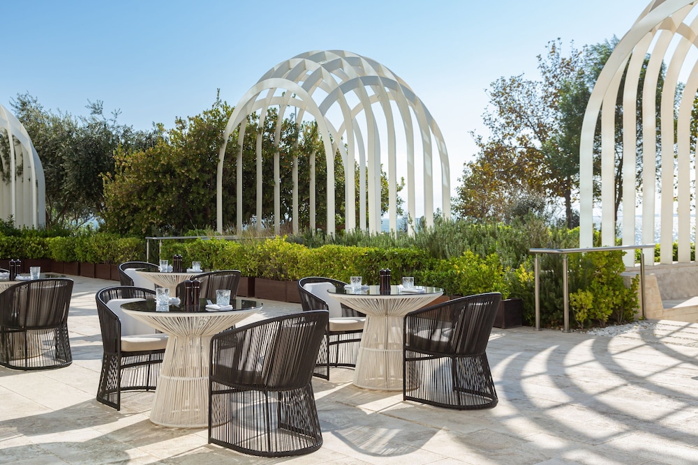 מזון ומשקאות