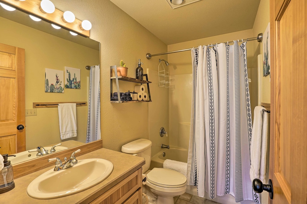 Eagle Crest Retreat w Great Wifi & Resort Access - photo 6