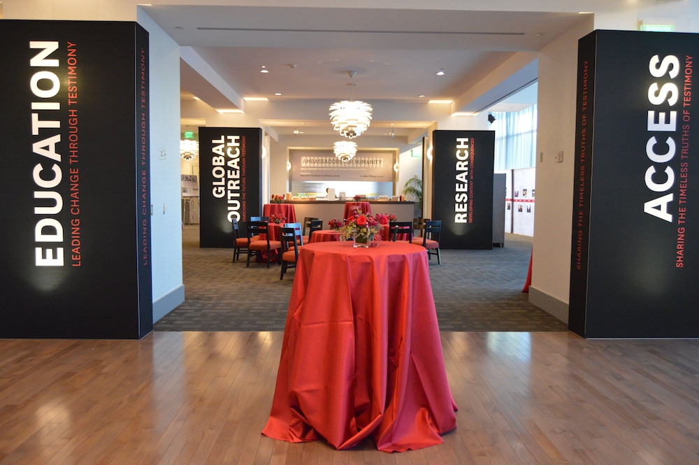 Loews Hollywood Hotel - photo 58