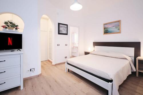 Tuscolana White Apartment — 4-Star Luxury Hotel in Rome, Italy