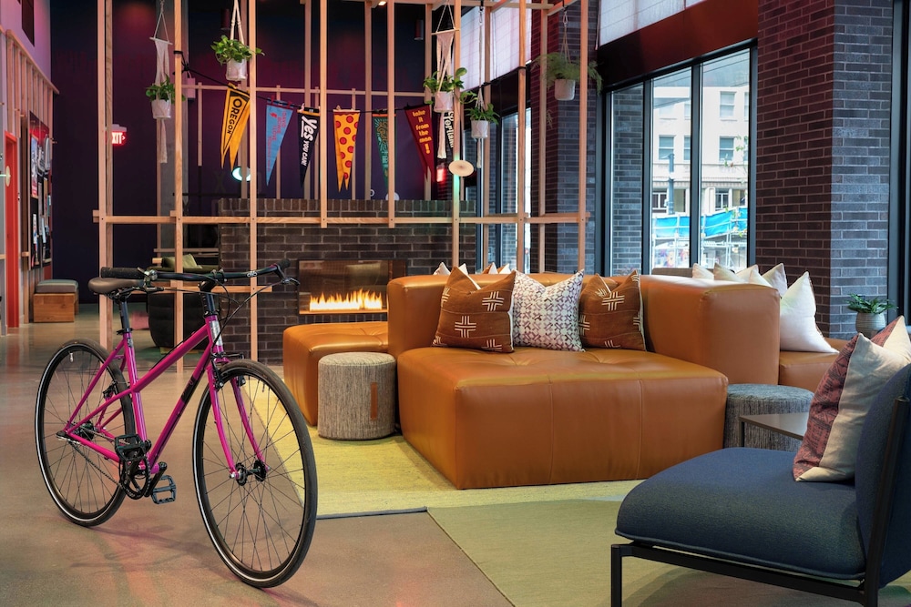 Moxy Portland Downtown - photo 28