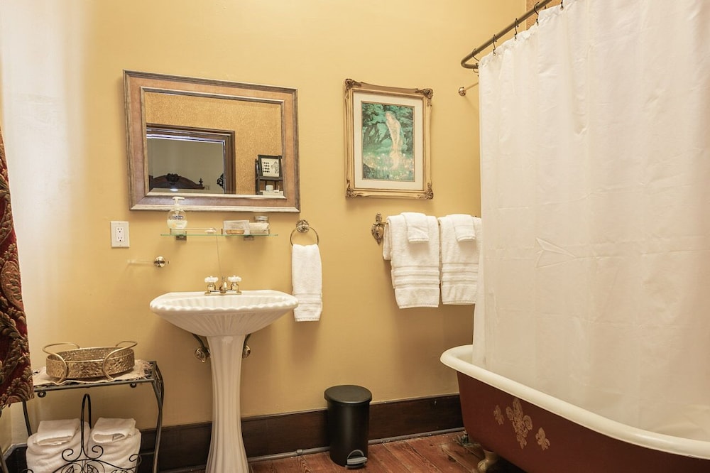 Adams League Historic Inn - photo 30