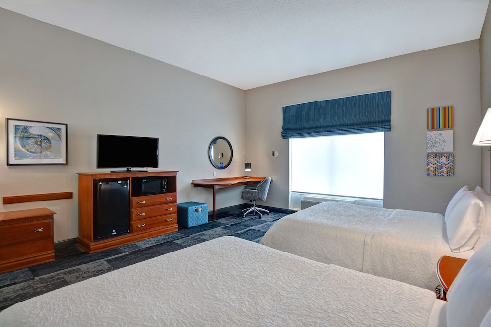 Hampton Suites Birmingham Hoover - photo 16