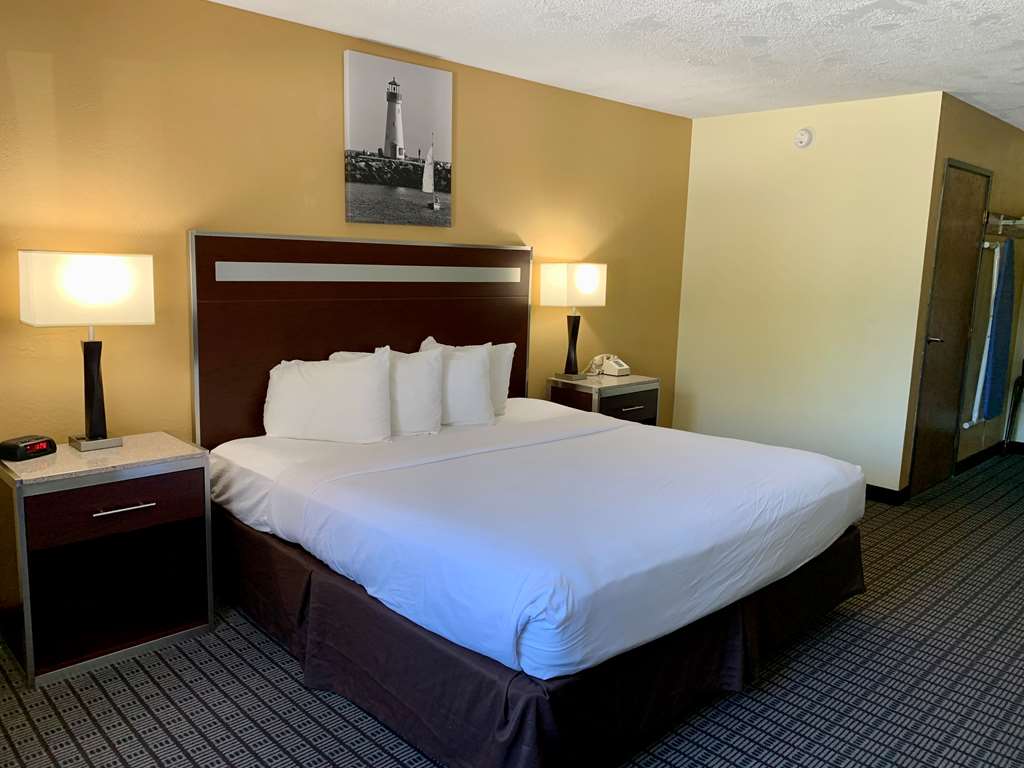 Best Western Maritime Inn - photo 4