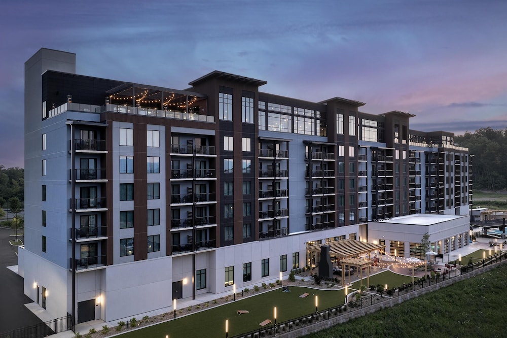 Embassy Suites by Hilton Pigeon Forge Resort - photo 51