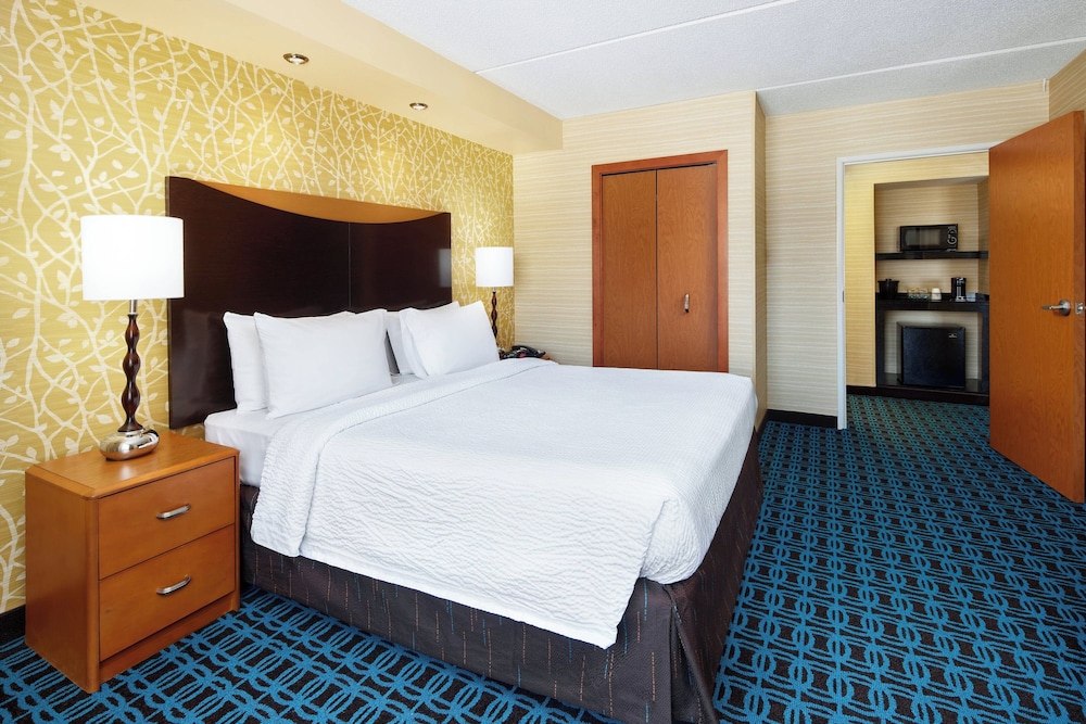 Fairfield Inn & Suites by Marriott Plainville - photo 19