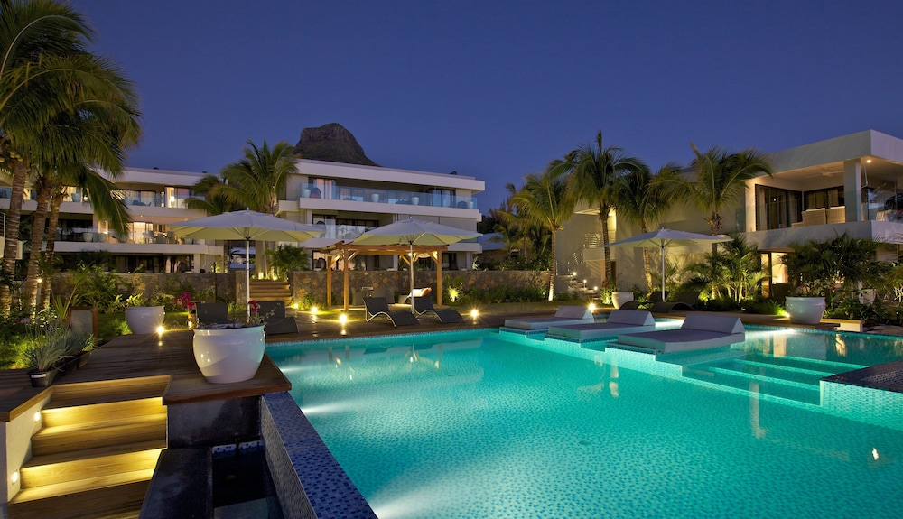 Leora Beach by Horizon Holidays — 4-Star Luxury Hotel in Tamarin, Mauritius