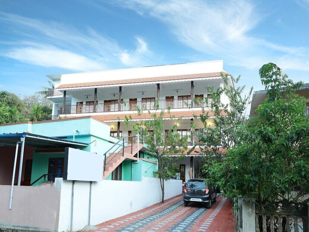 OYO 12937 Hotel Periyar Canopy in Madurai, India