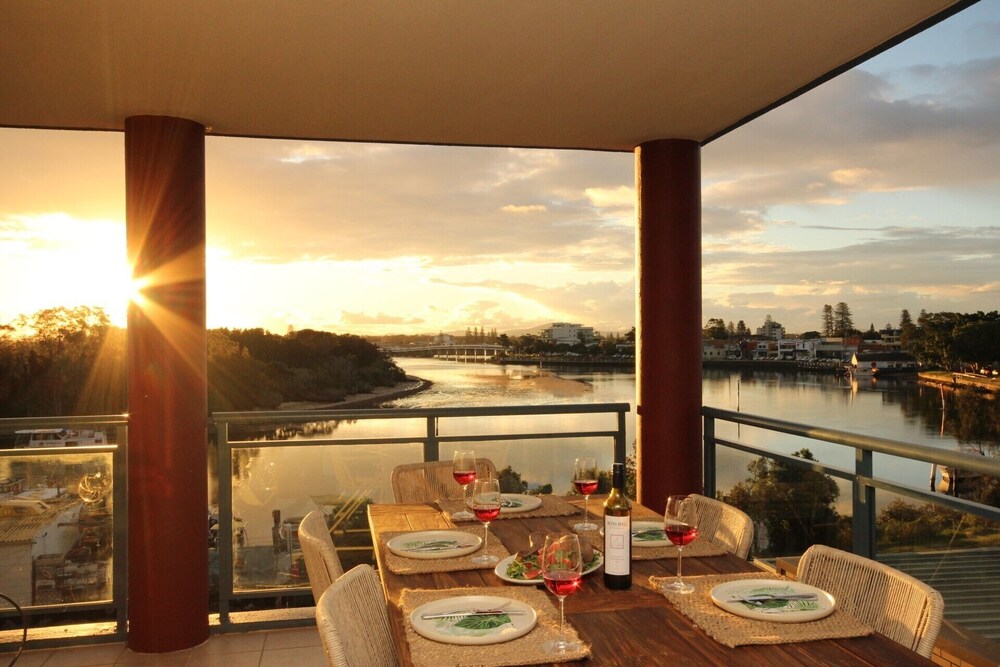 Spinnaker Unit 201 — 4-Star Luxury Hotel in Forster, Australia