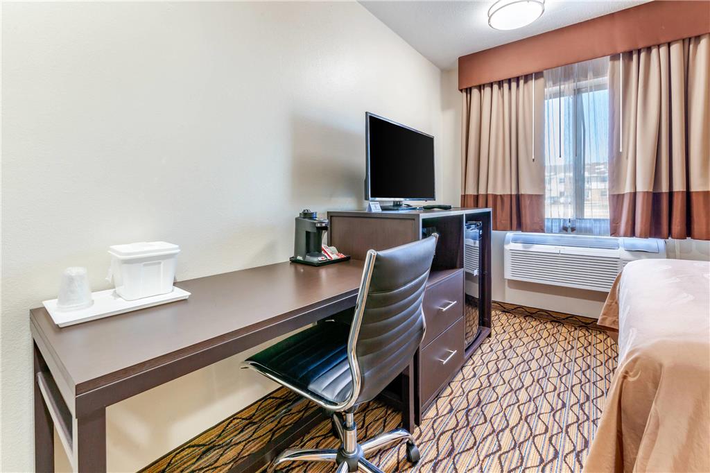 Quality Inn New London - photo 8