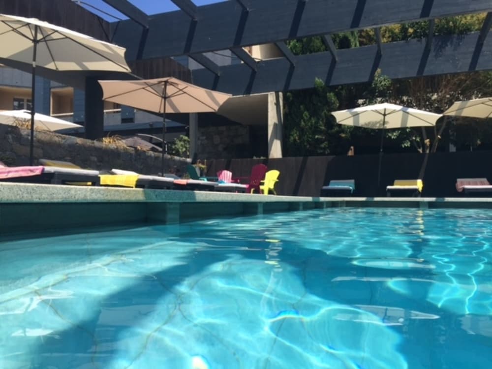 Cors Hotel - carbon neutral hotel in Biguglia