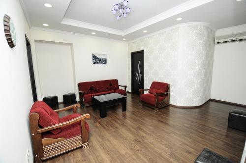 Elegant Modern Apartment