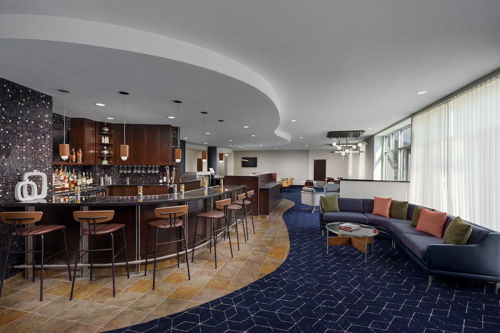 Courtyard by Marriott Keene Downtown - photo 38