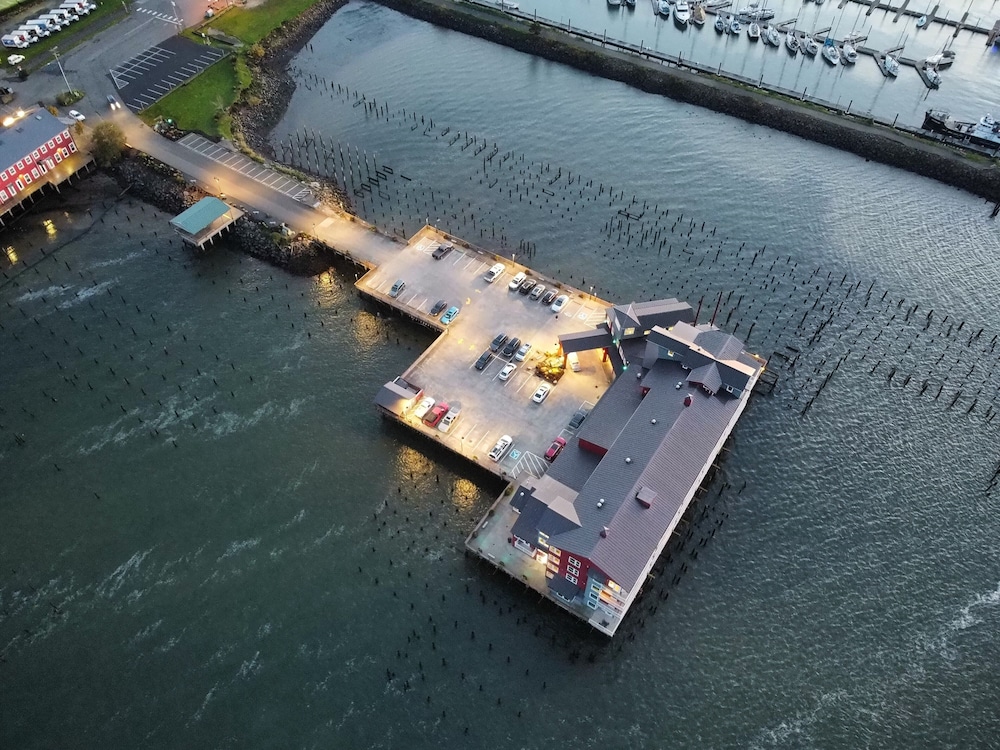 Cannery Pier Hotel & Spa - photo 132