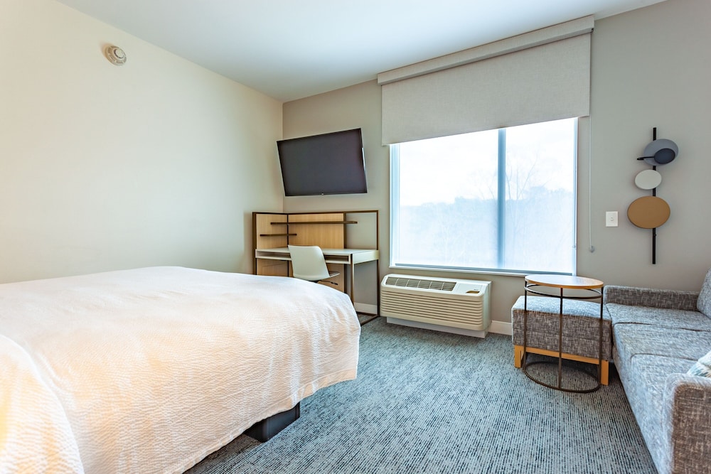 TownePlace Suites by Marriott Raleigh University Area - photo 11