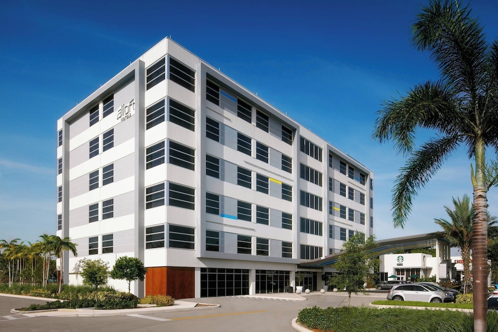 Aloft Miami Airport - photo 26
