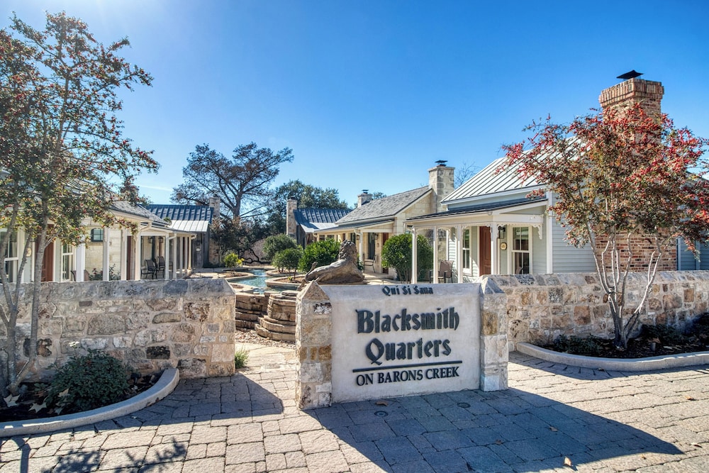 The Blacksmith Quarters On Barrons Creek in Fredericksburg, United States