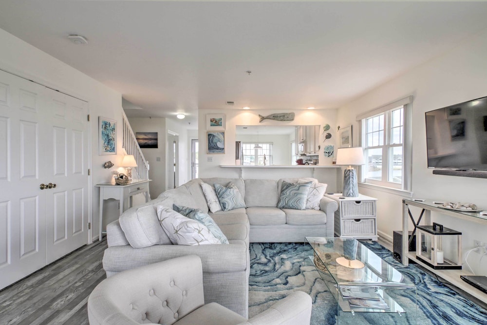Ocean View Resort Condo w Pool Access & Bay Views - featured photo