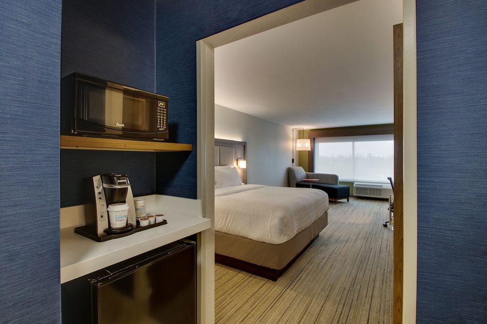 Holiday Inn Express & Suites Mt Sterling North by IHG - photo 104
