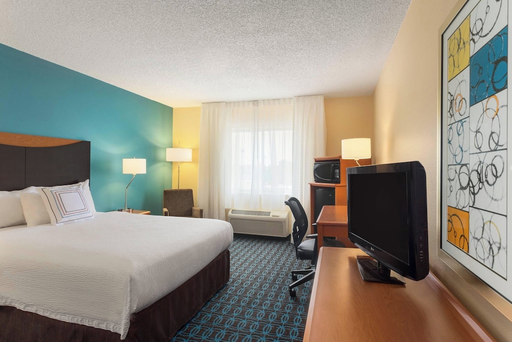 Fairfield Inn & Suites by Marriott Norman - photo 10