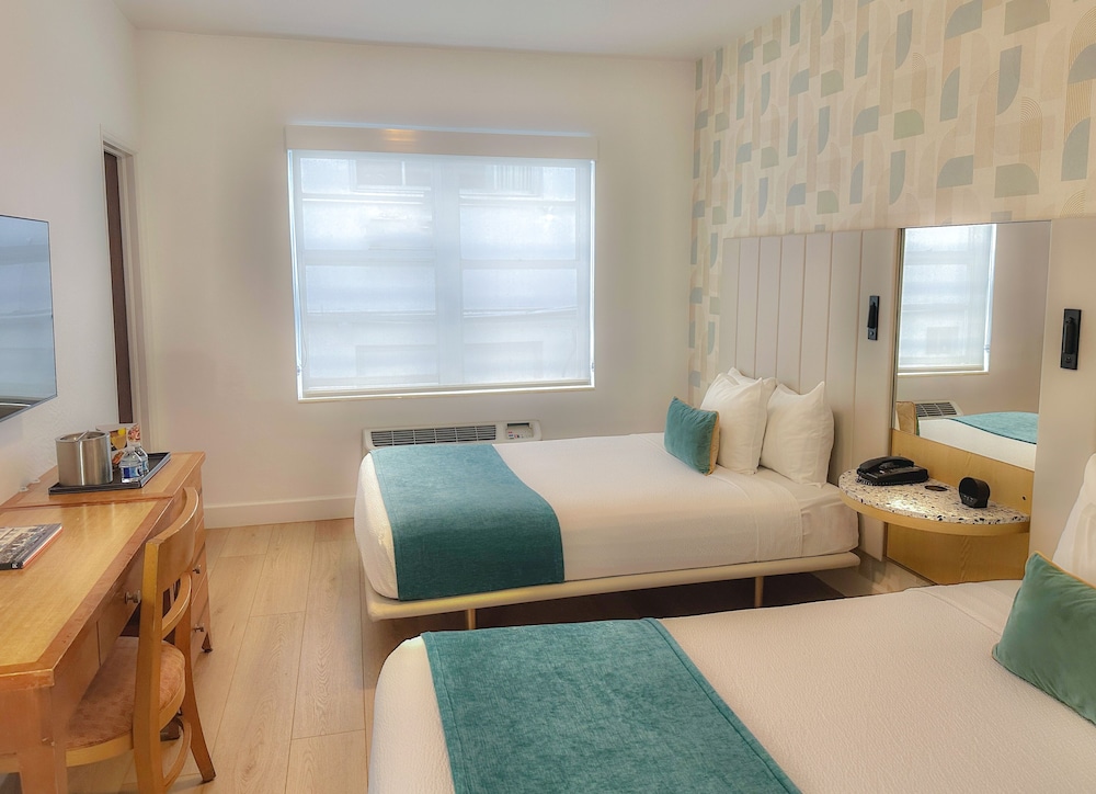 Avalon Hotel - photo 24