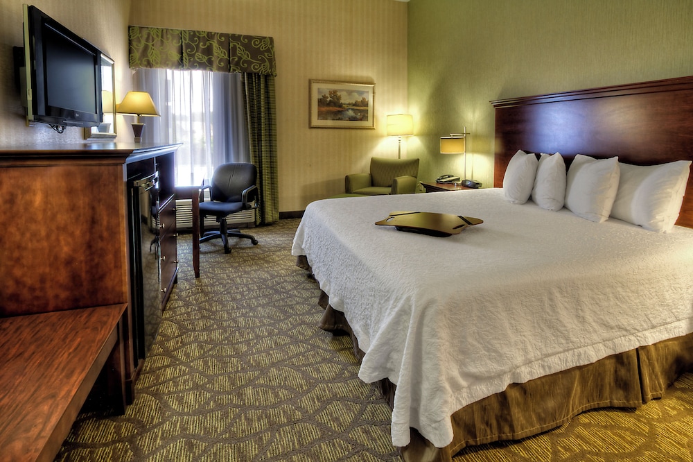 Hampton Inn Rocky Mount - photo 17
