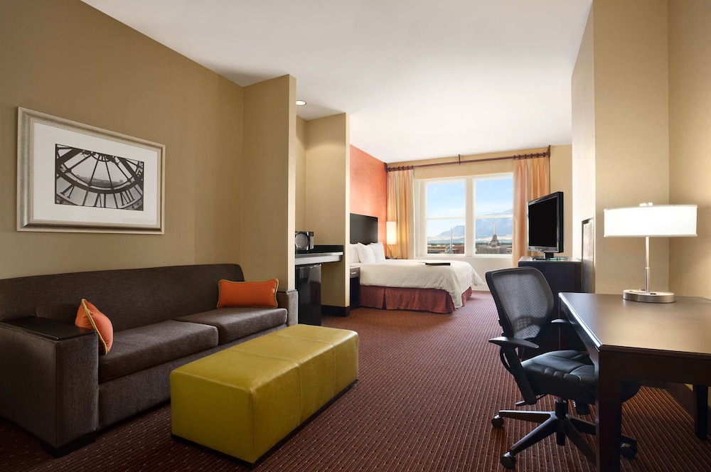 Hampton Inn & Suites Ogden - photo 16