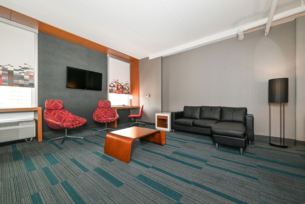 Aloft Charlotte City Center - photo 15