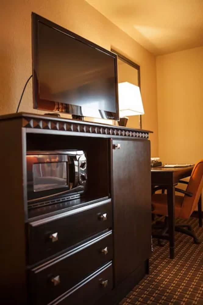 Decatur Conference Center & Hotel - photo 16