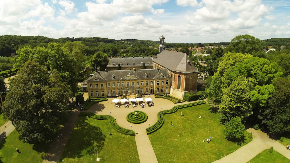 Chateau St Gerlach — 5-Star Luxury Hotel in Valkenburg, Netherlands