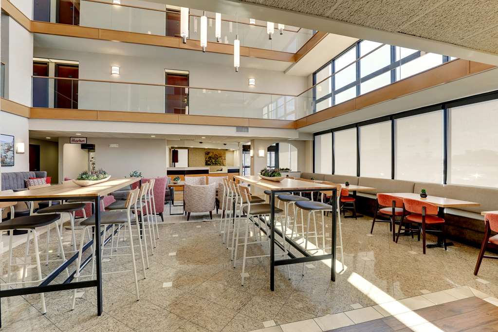 Drury Inn & Suites Marion - photo 11