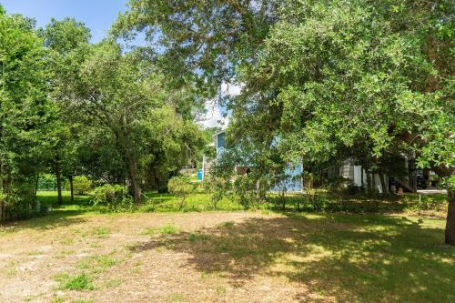 Nanas Nest by Oak Island Accommodations - photo 11