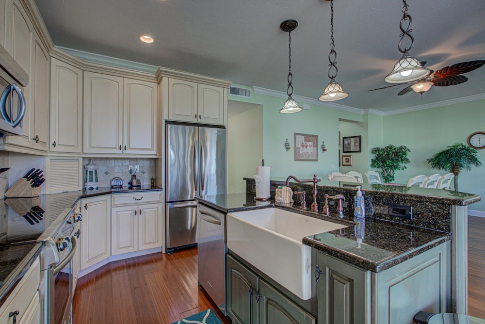 Anna Maria Island Beach Palace - photo 28