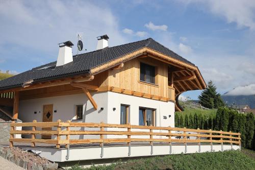 Chalet Roderer — Laion — photo 5