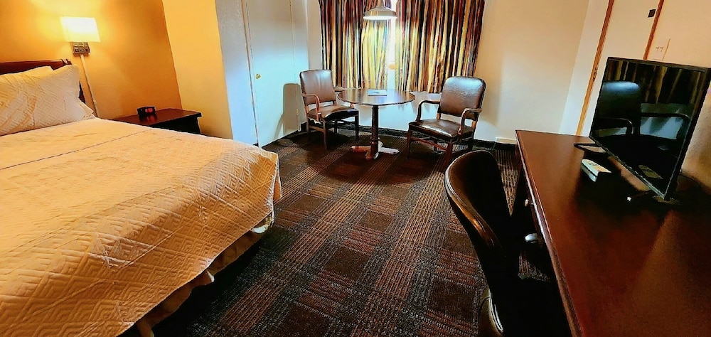 Silver Saddle Motel - photo 6