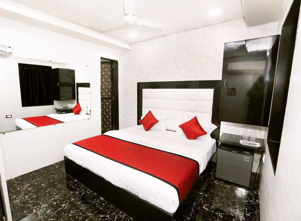 Hotel Janata - last minute hotel in Mumbai