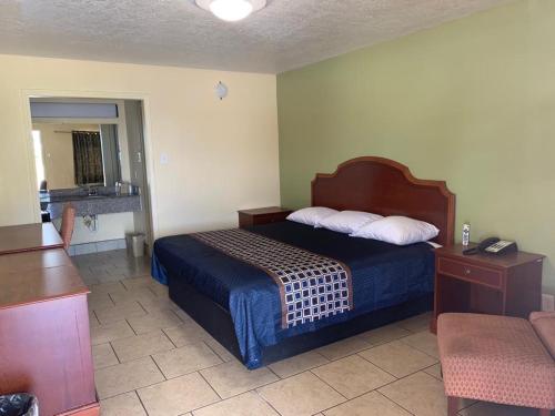 Texas Inn Beaumont - featured photo