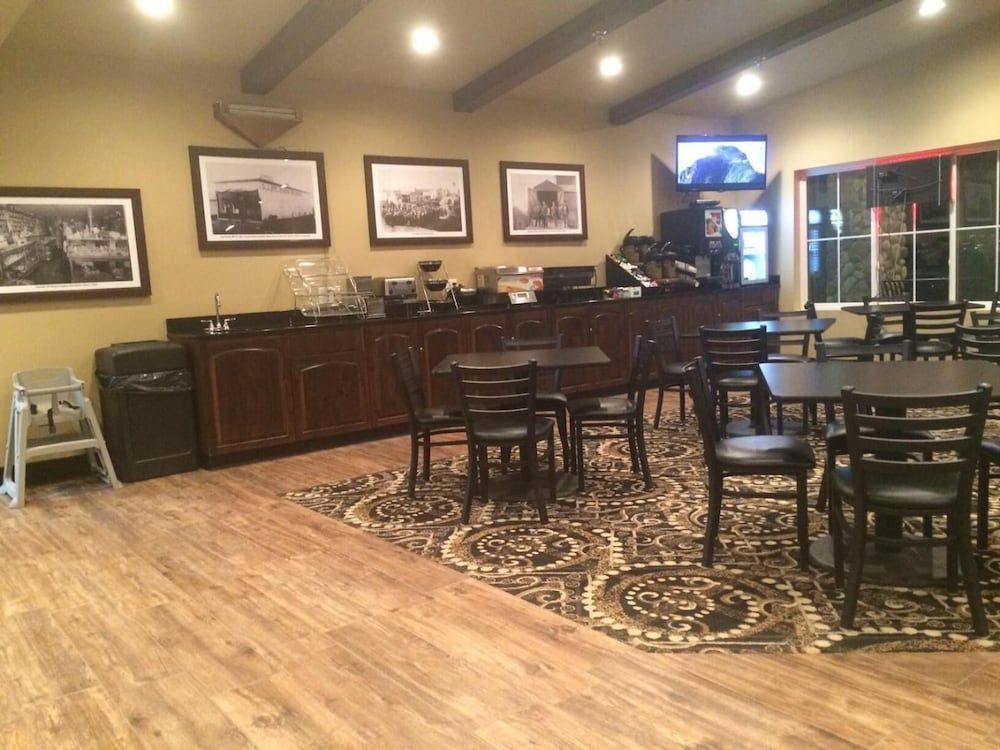 Van Hook Territorial Inn - photo 21